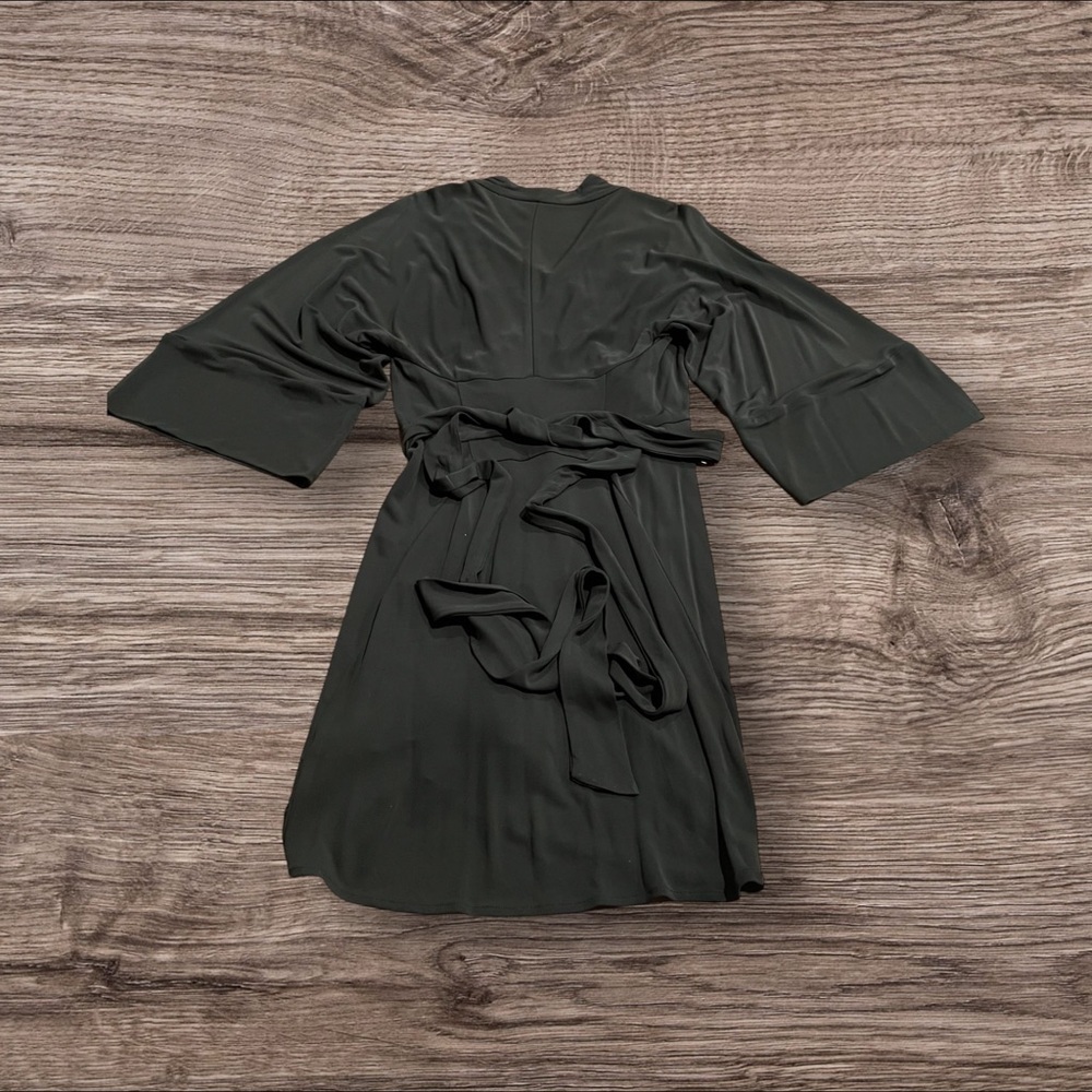 Banana Republic Issa Collection Black Limited Edition Mini Dress V Neck 8 NEW - Picture 2 of 9